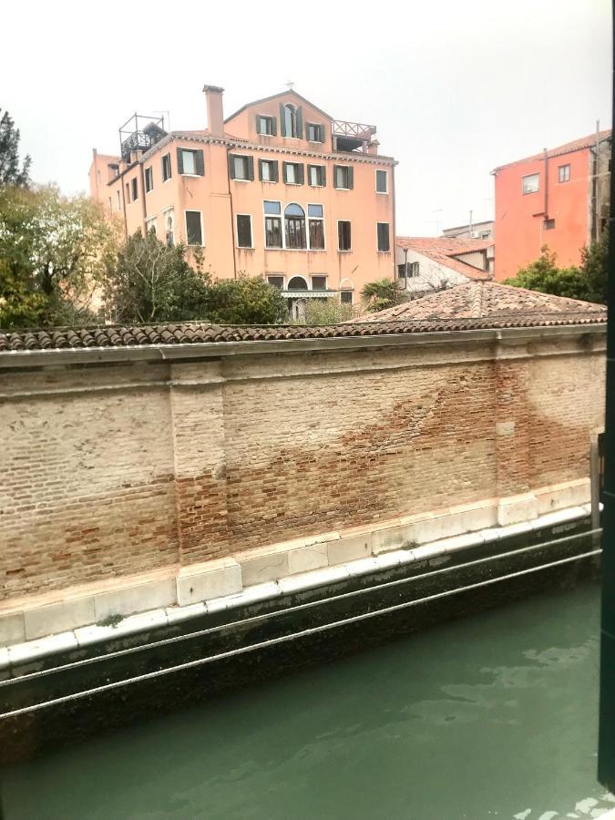 And - Private In Shared Guest house Venice